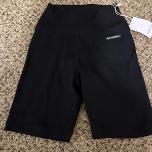 Sporty & Rich black biker athletic shorts size Medium